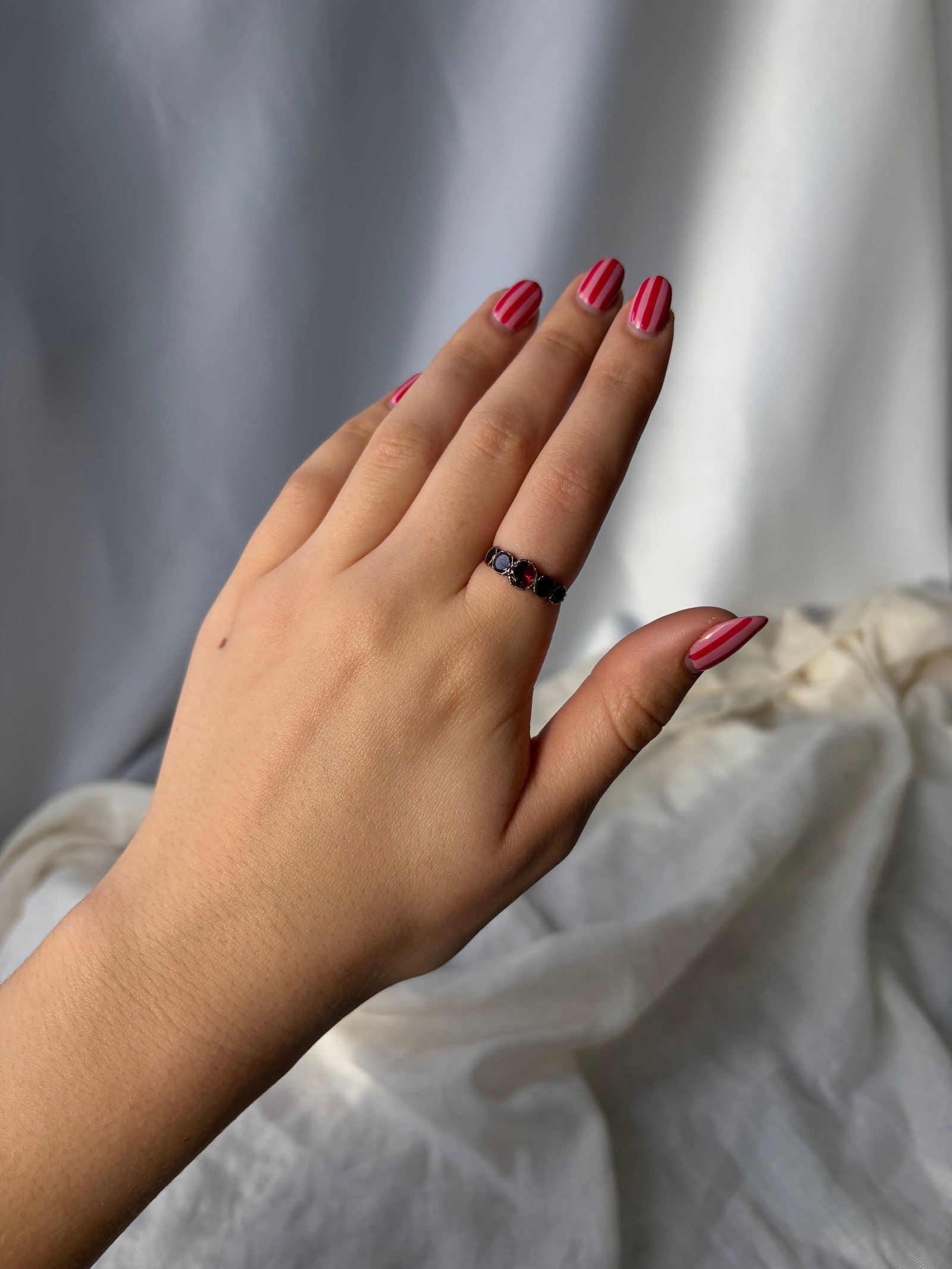 Antique flat cut garnet closed back gold ring half hoop band - 8