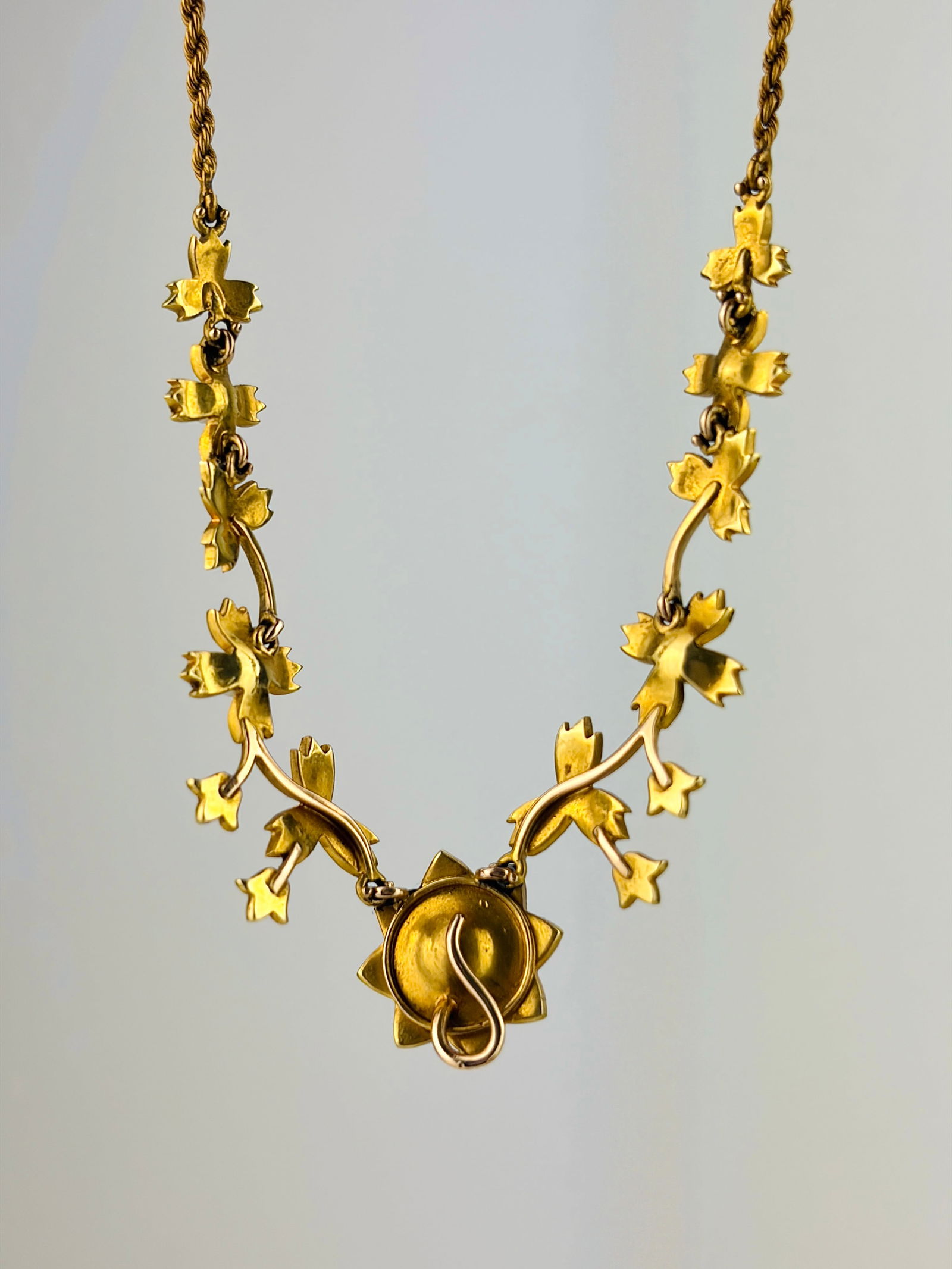 ANTIQUE 18CT YELLOW GOLD PEARL FLOWER NECKLACE IN FITTED ANTIQUE BOX - 4