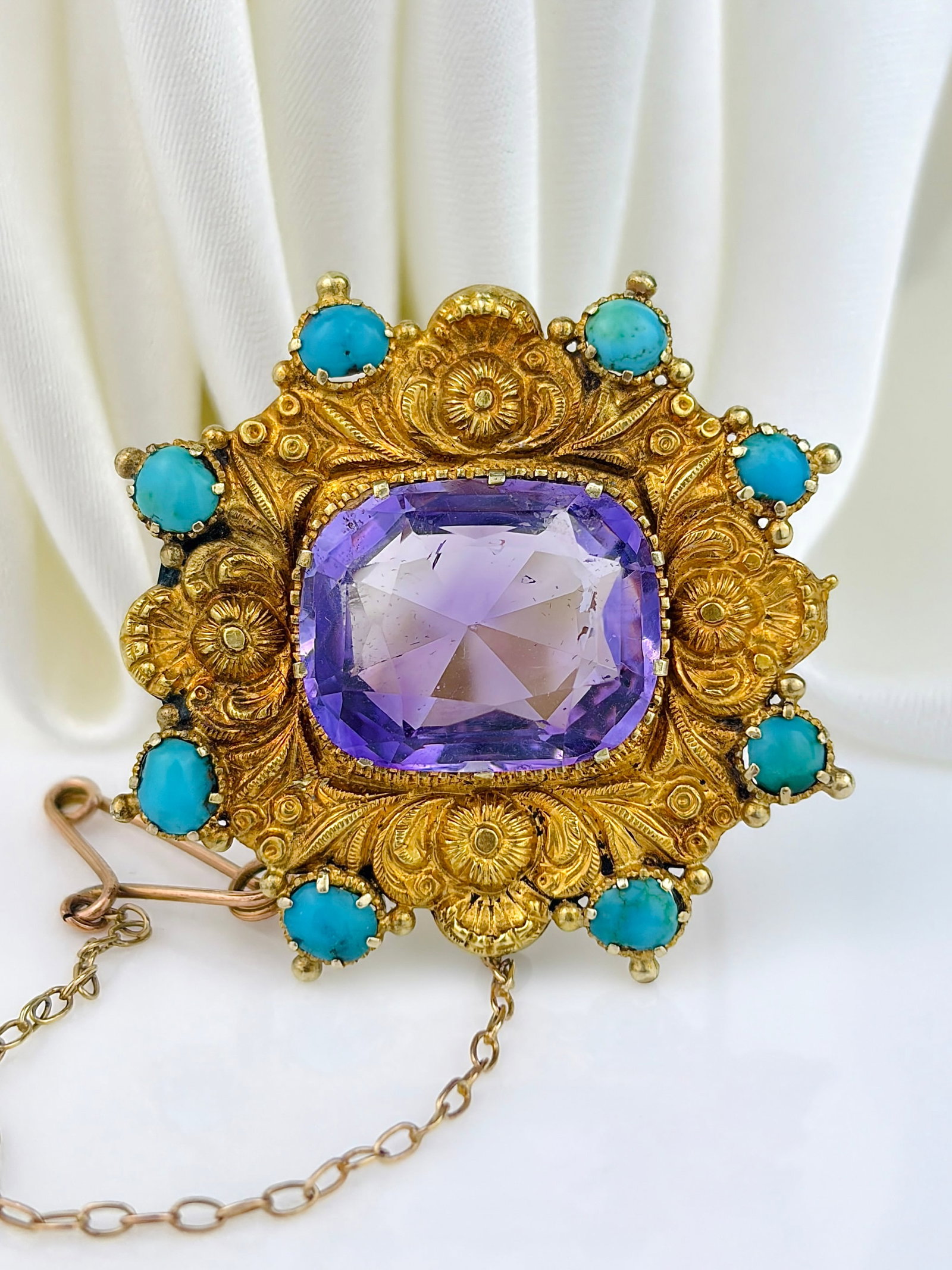 GEORGIAN 18CT YELLOW GOLD AMETHYST AND TURQUOISE LARGE BROOCH WITH SAFETY CHAIN - 5