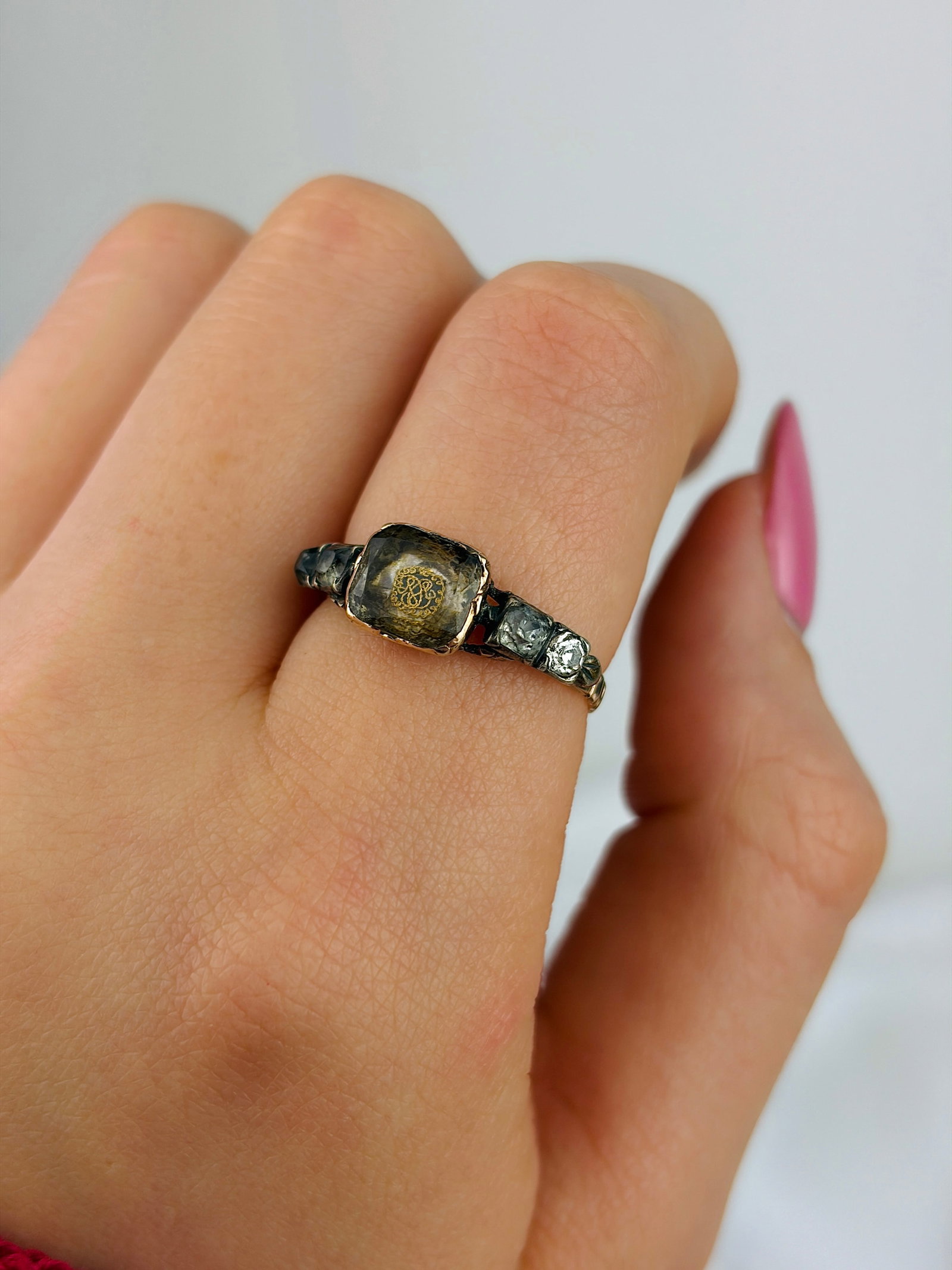 INCREDIBLE ANTIQUE GEORGIAN GOLD STUART CRYSTAL RING - 8