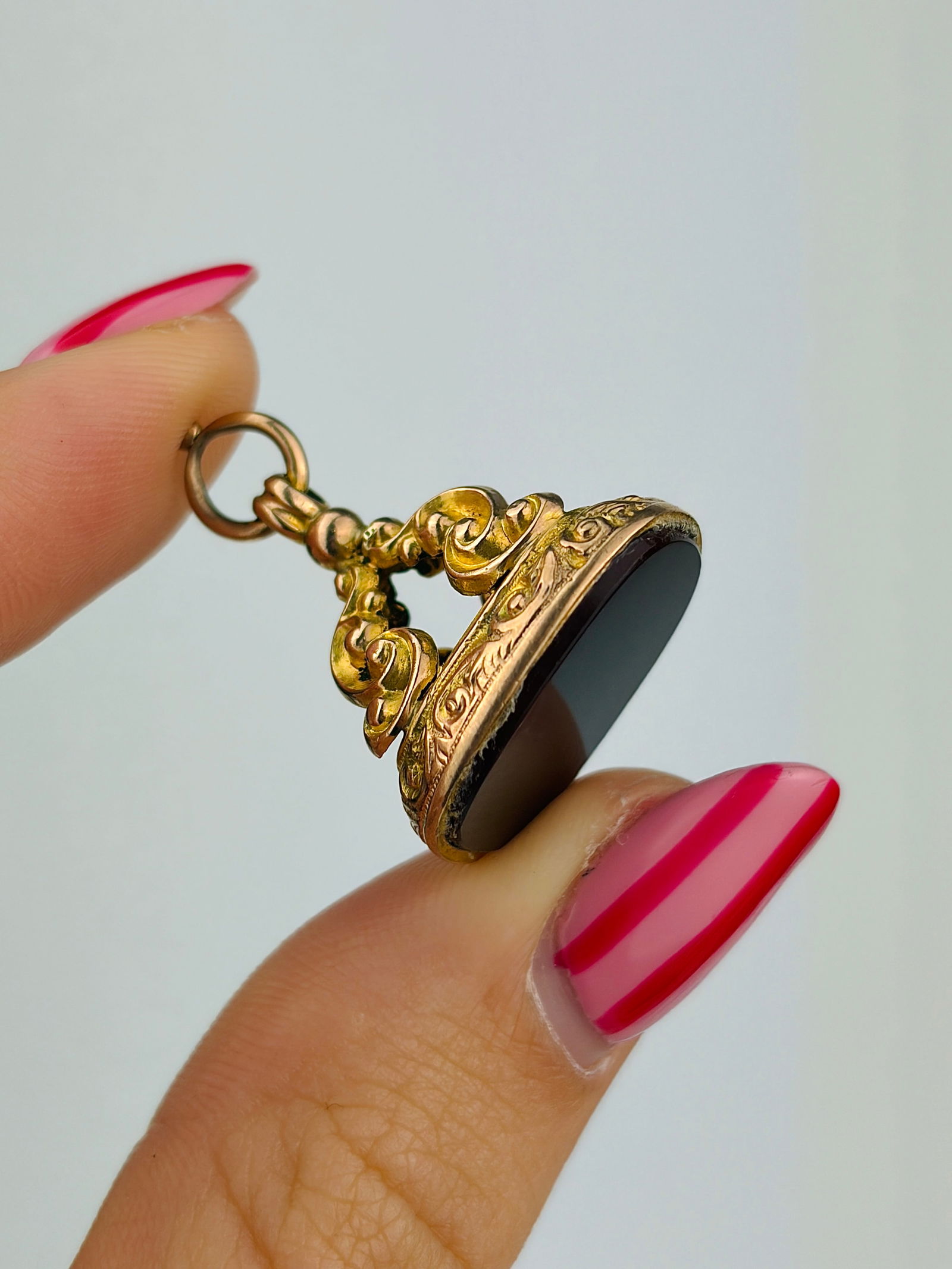 antique 9ct gold fob seal pendant - 3