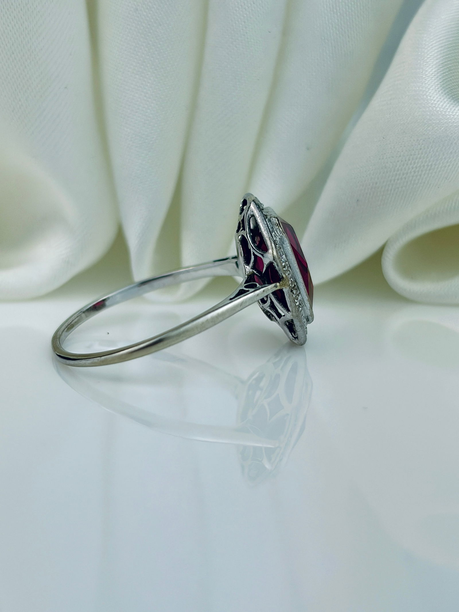 ANTIQUE ART DECO ERA 18CT WHITE GOLD RUBY AND DIAMOND PANEL RING - 2