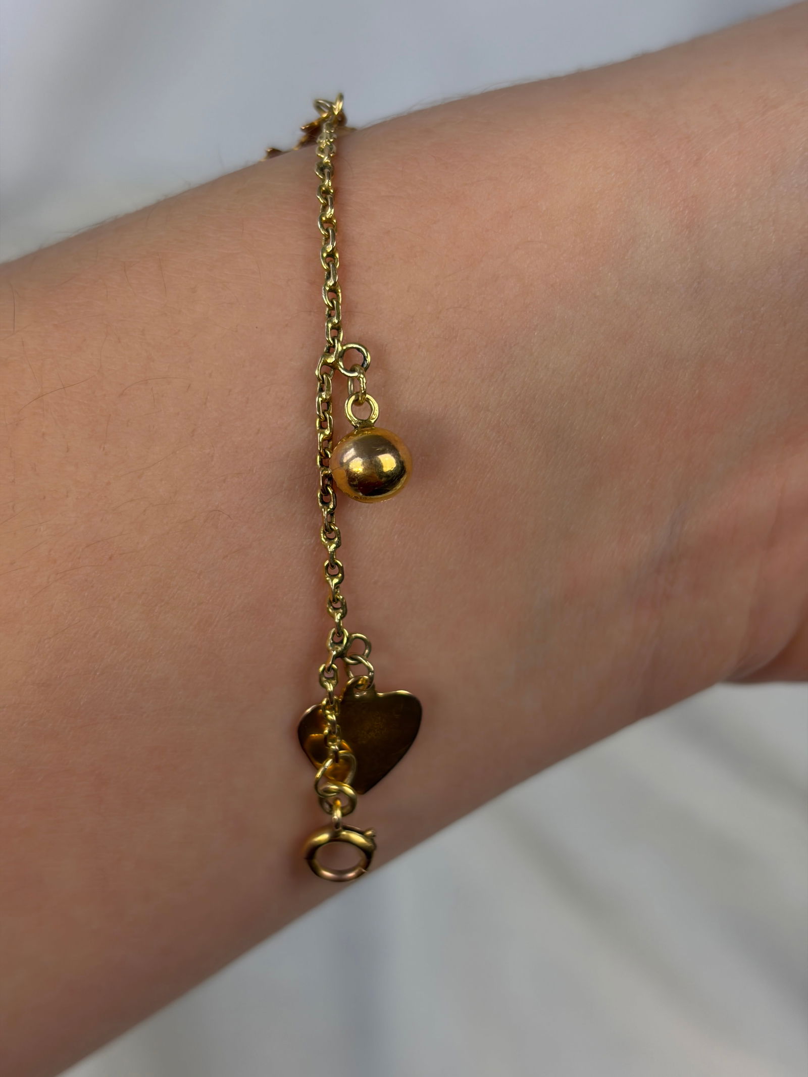 sweet 9ct yellow gold charm bracelet - 7