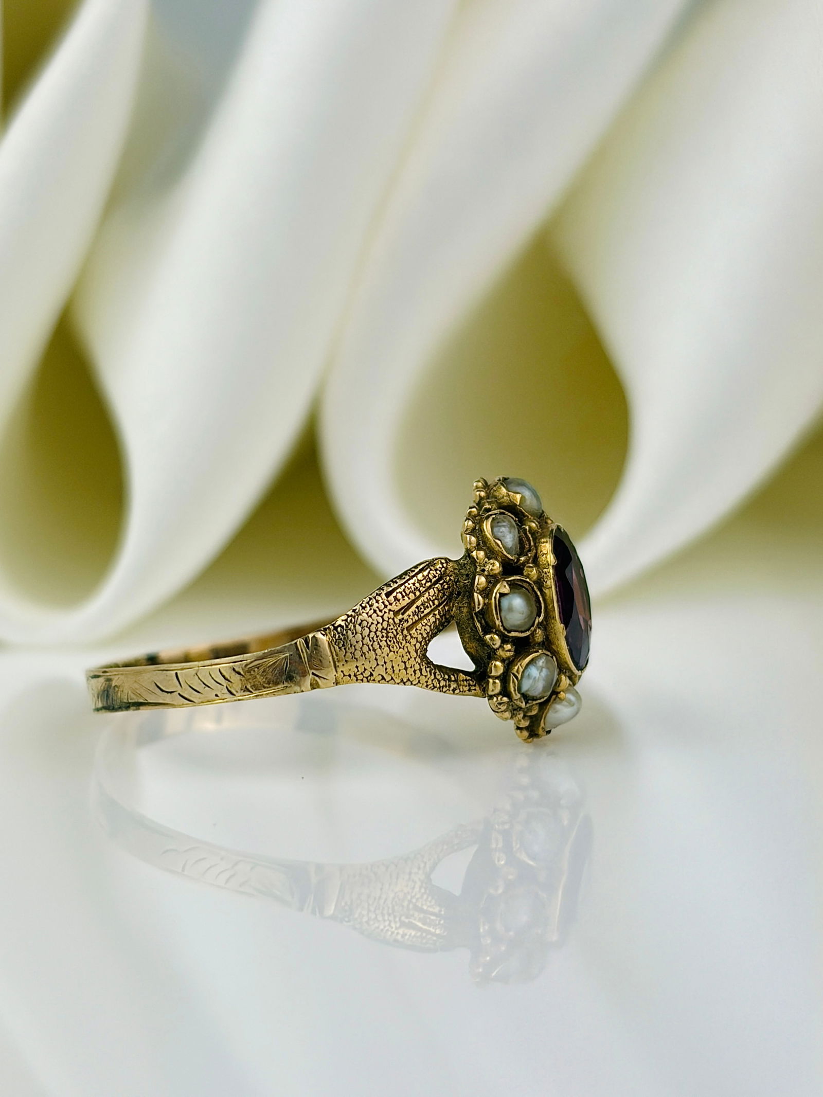 antique gemset and pearl cluster ring in gold - 2