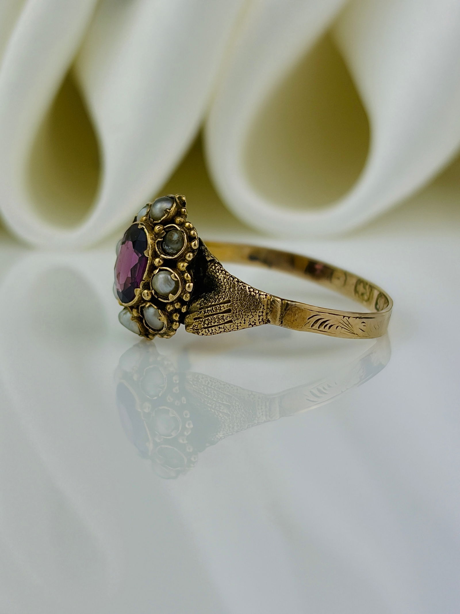antique gemset and pearl cluster ring in gold - 4