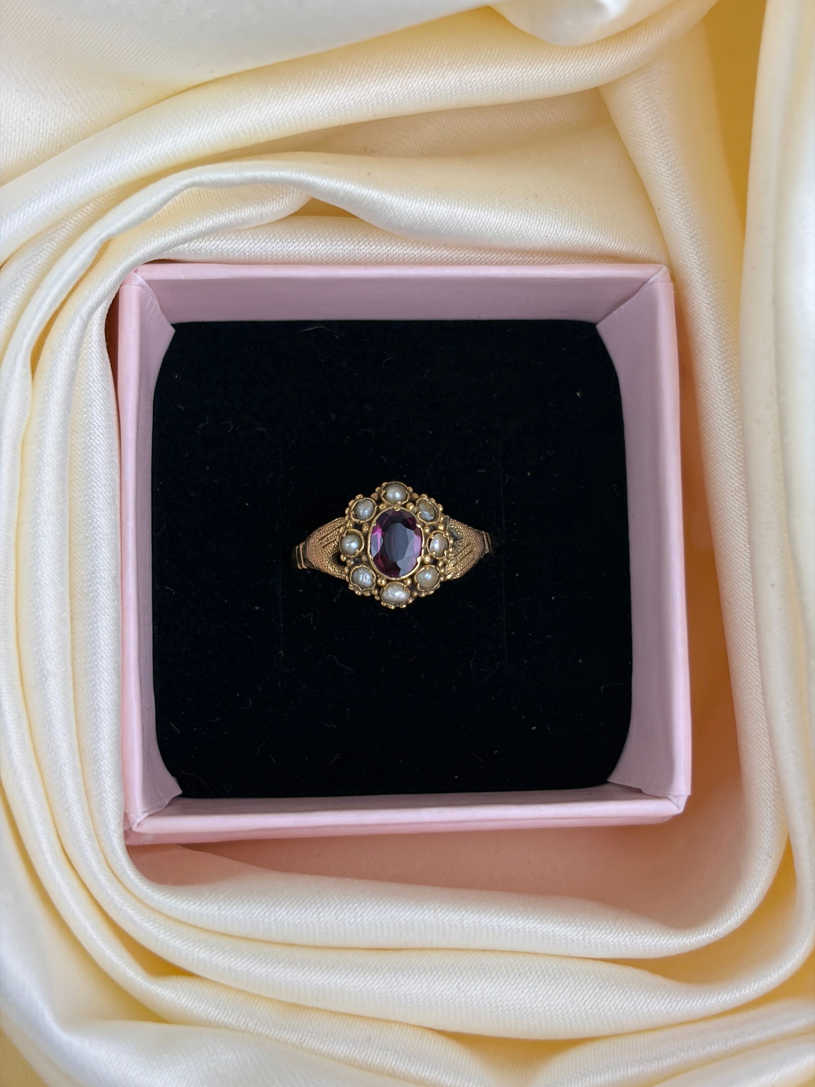 antique gemset and pearl cluster ring in gold - 8