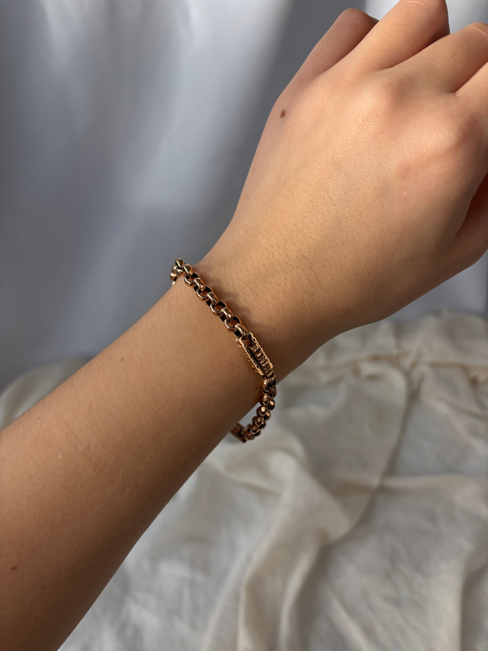 antique chunky 9ct gold fancy link bracelet - 6