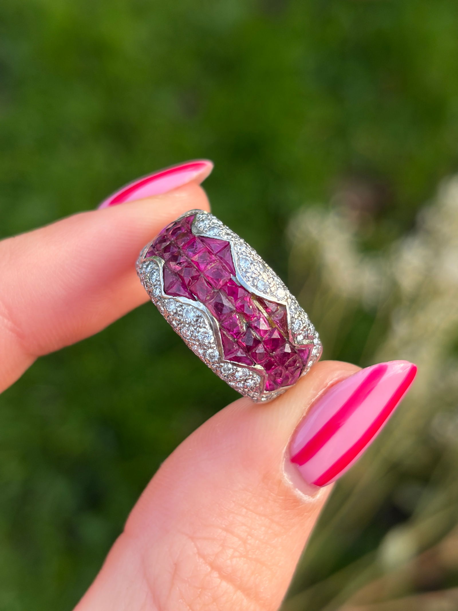 heavy 18ct white gold ruby and diamond ring - 9