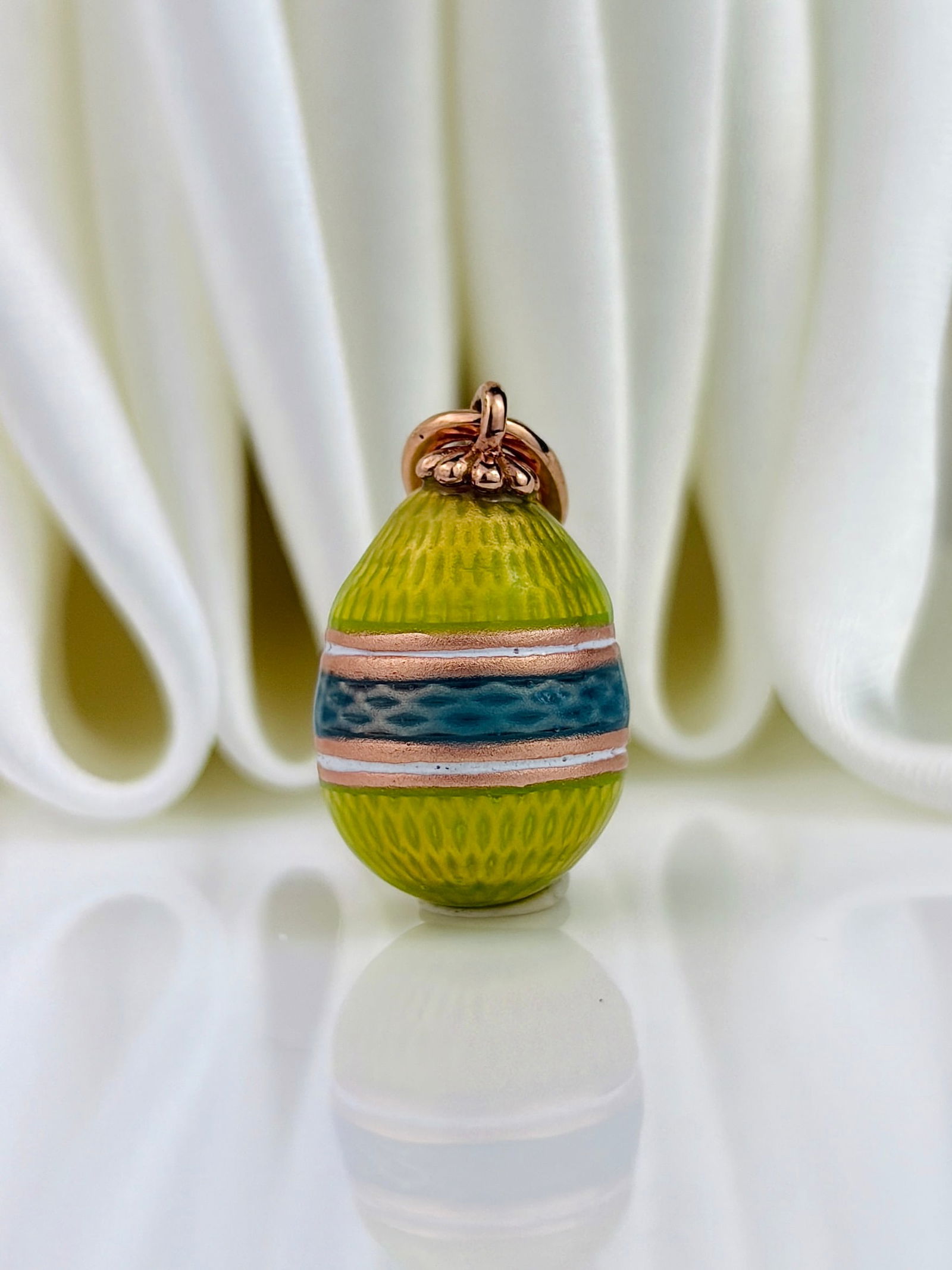WONDERFUL BLUE AND GREEN 14CT GOLD RUSSIAN EGG PENDANT - 4