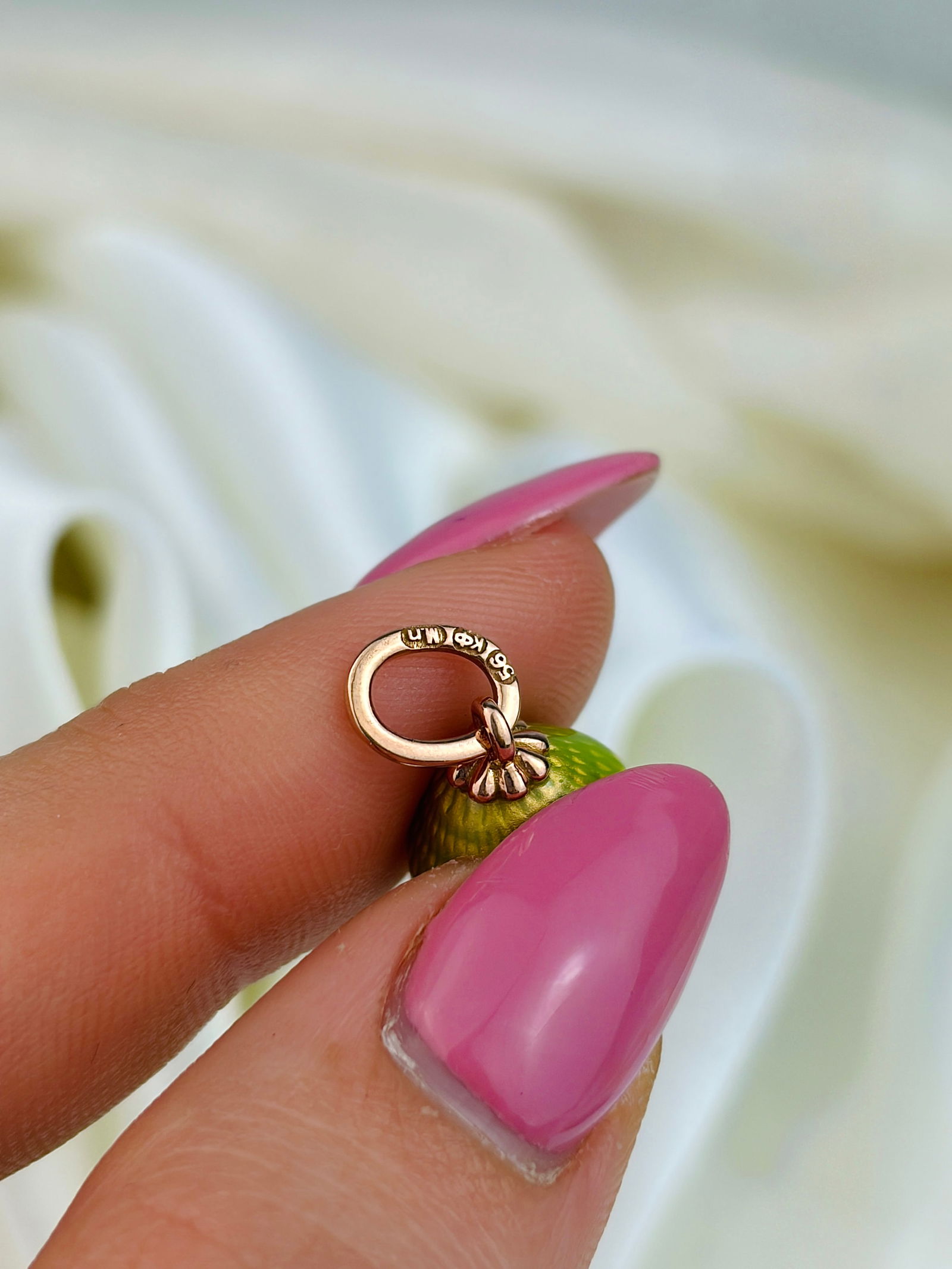 WONDERFUL BLUE AND GREEN 14CT GOLD RUSSIAN EGG PENDANT - 5