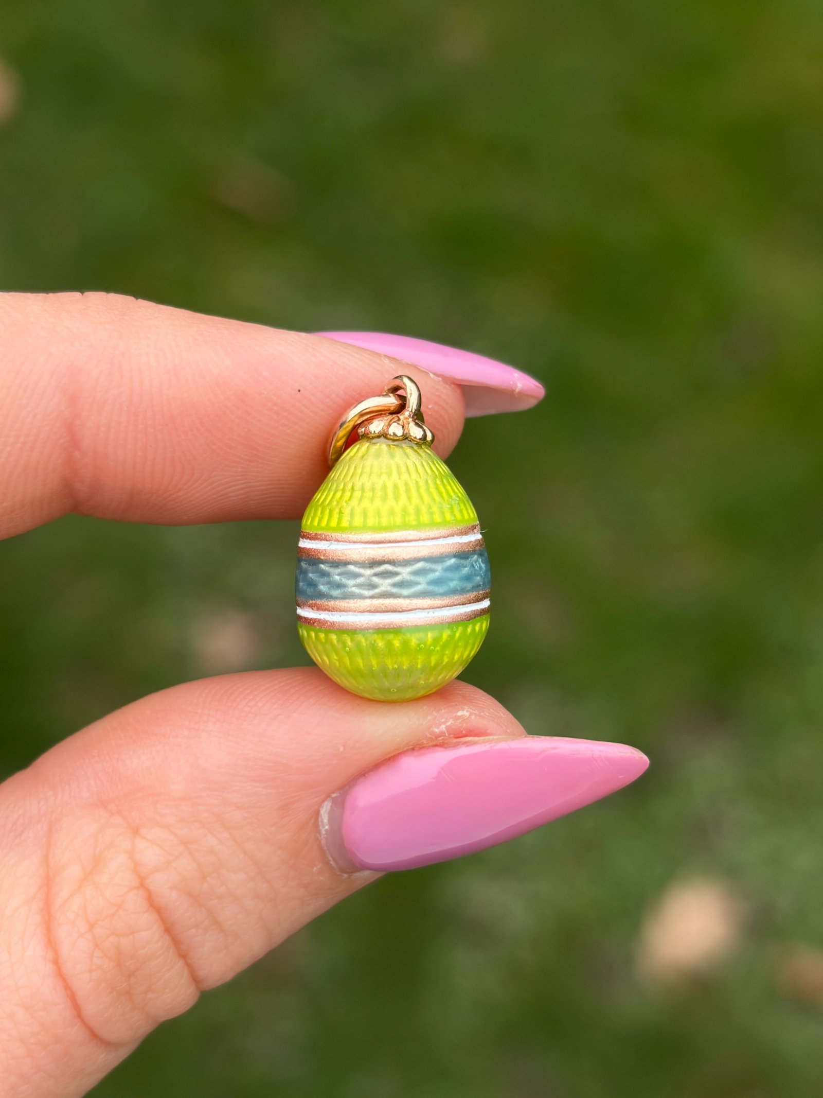 WONDERFUL BLUE AND GREEN 14CT GOLD RUSSIAN EGG PENDANT - 9