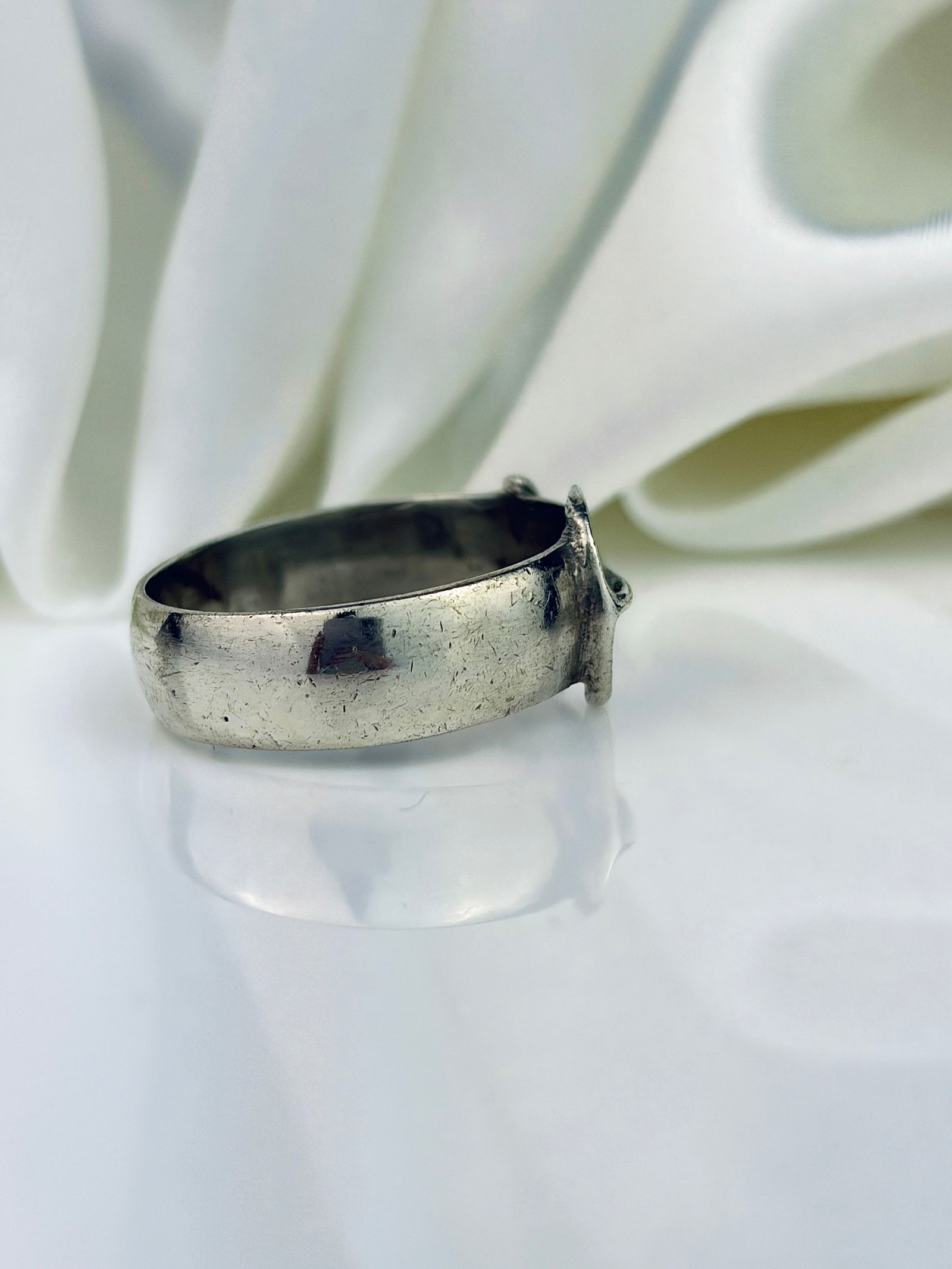 ANTIQUE VICTORIAN SILVER BUCKLE RING - 2