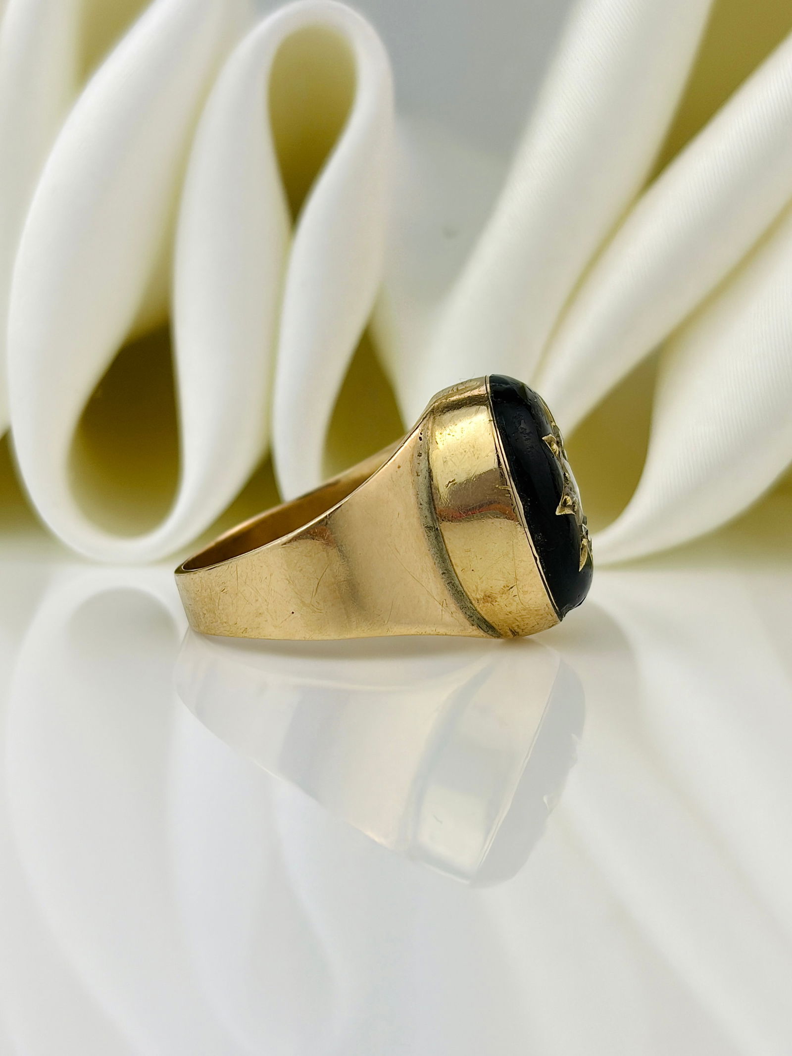 chunky antique yellow gold rose cut diamond star ring - 2