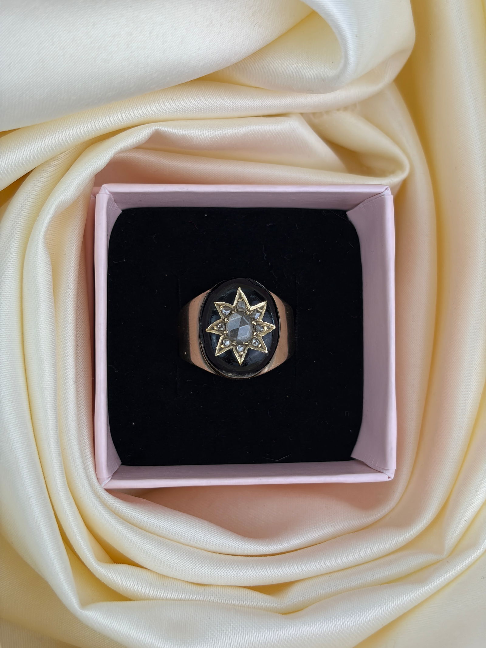 chunky antique yellow gold rose cut diamond star ring - 7