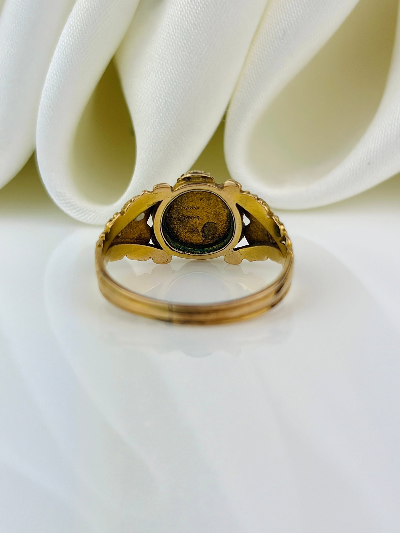 antique pearl and ruby flower ring in gold - 3