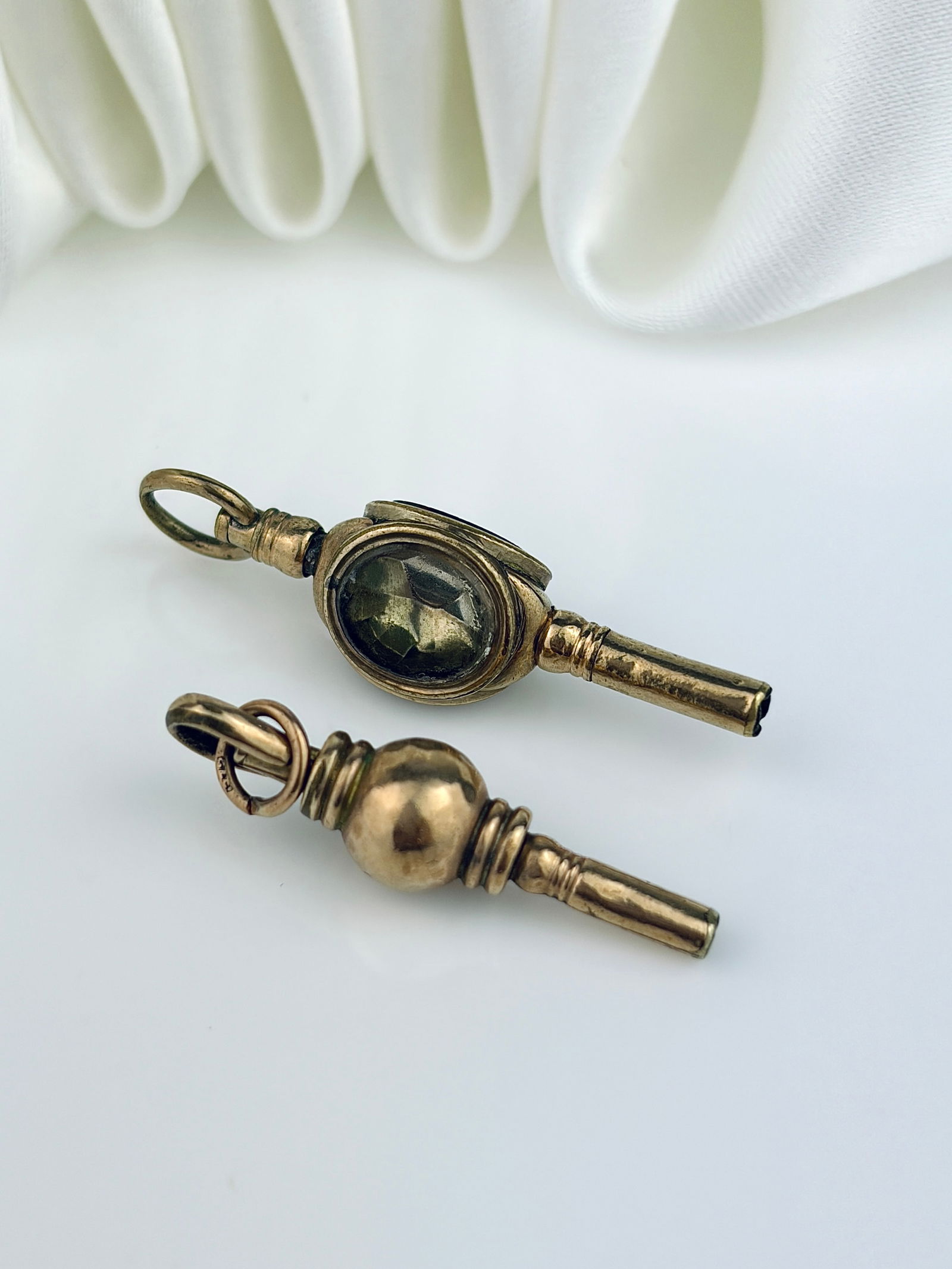 SET OF TWO ANTIQUE WATCH KEY PENDANTS - 2