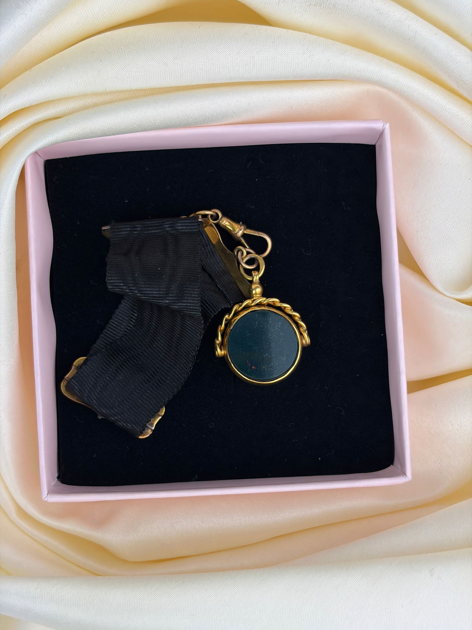 antique victorian era 9ct yellow gold dog clip , buckle and spinning fob seal bracelet - 5