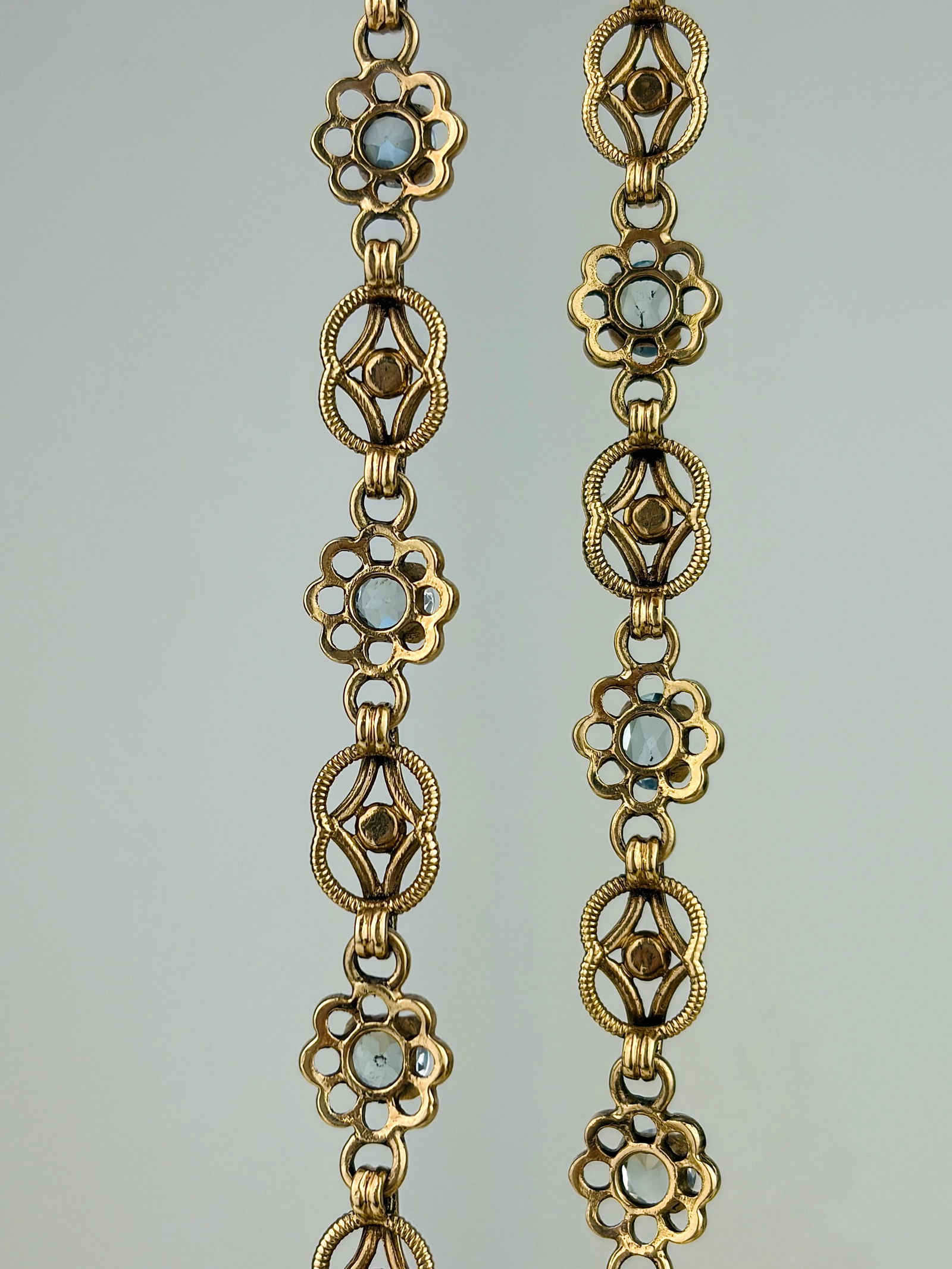 AMAZING 9CT GOLD AND AQUAMARINE RIVIERE STYLE NECKLACE - 3