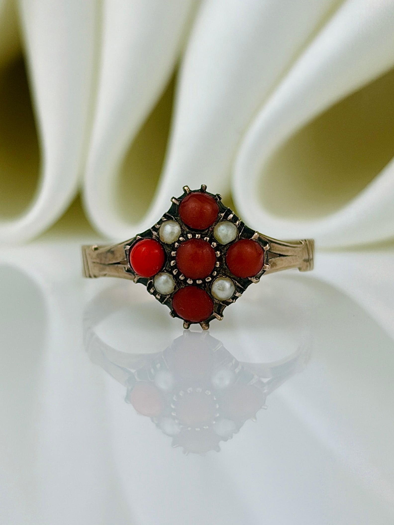 ANTIQUE GOLD RING (1 of 9)