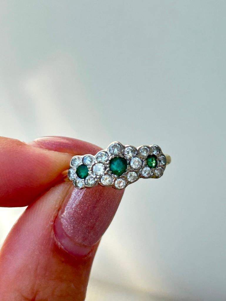 *Antique 18ct Yellow Gold Emerald and Diamond Triple Cluster Ring - 3