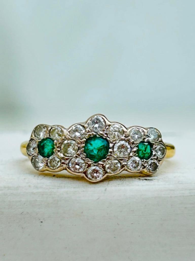*Antique 18ct Yellow Gold Emerald and Diamond Triple Cluster Ring - 4