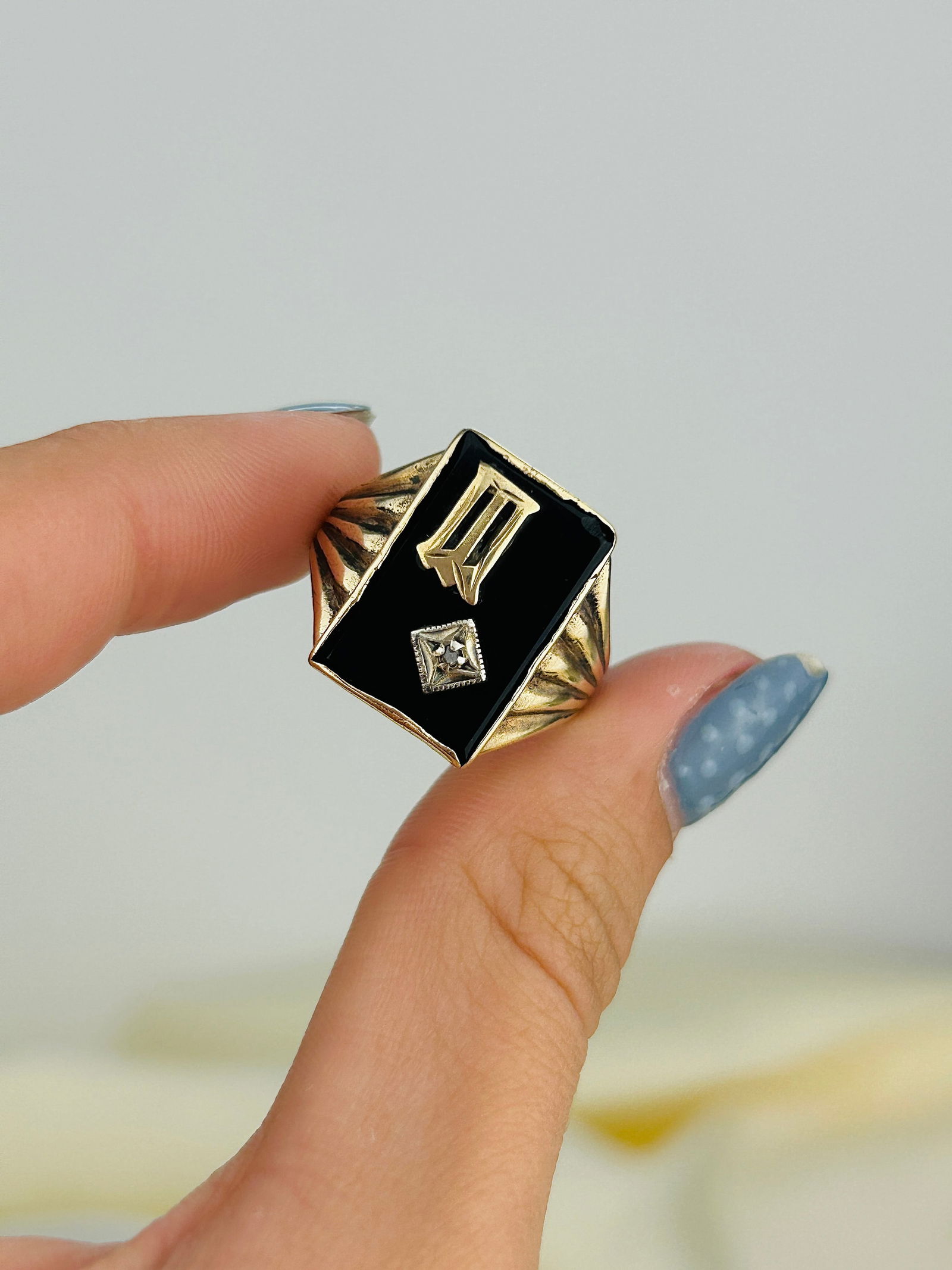 Antique Onyx and Diamond 'M' or 'W' Initial Signet Ring in 9ct Gold - 6