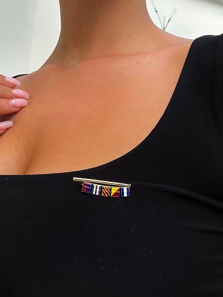 Collectors- 9ct Gold Enamel Multi Flag Brooch - Benzie Cowes - 2