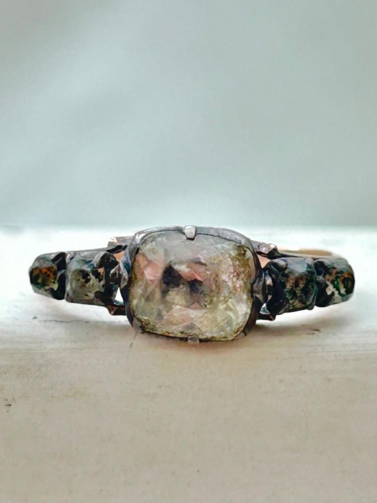 *Outstanding Georgian Foiled Crystal 5 Stone Ring in Gold - 4