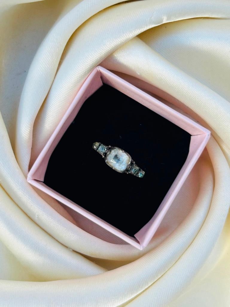 *Outstanding Georgian Foiled Crystal 5 Stone Ring in Gold - 6