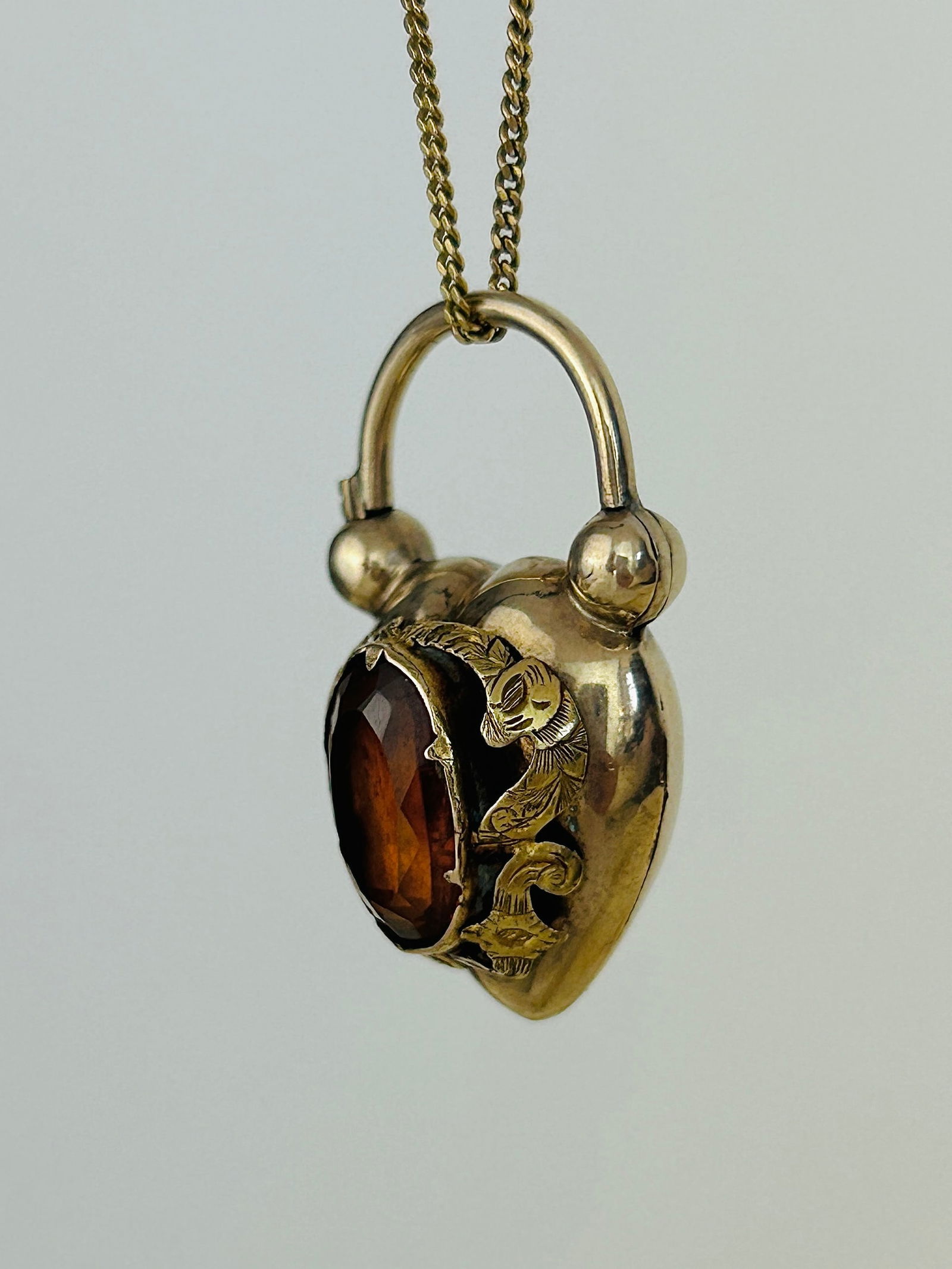 Antique 9ct Gold Citrine Locket Back Puffy Heart Padlock - 2
