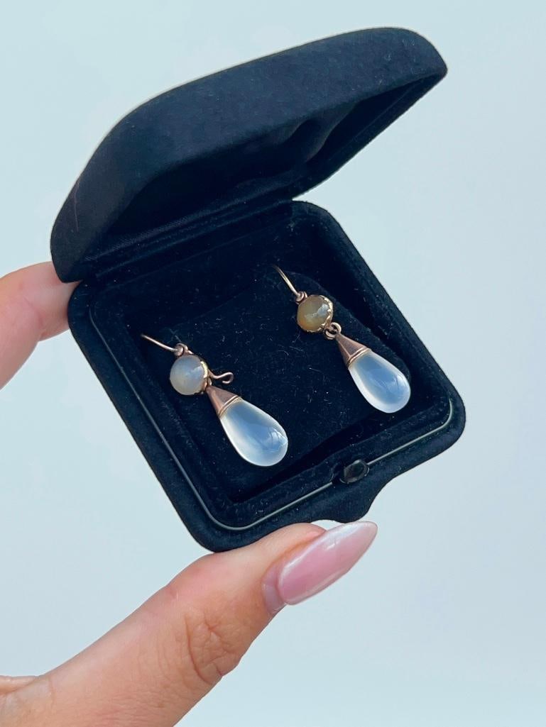 Antique gold moonstone drop earrings in a box - 4