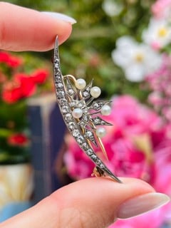 Antique Victorian Old Cut Diamond and Pearl Crescent Moon and Star Brooch - 10