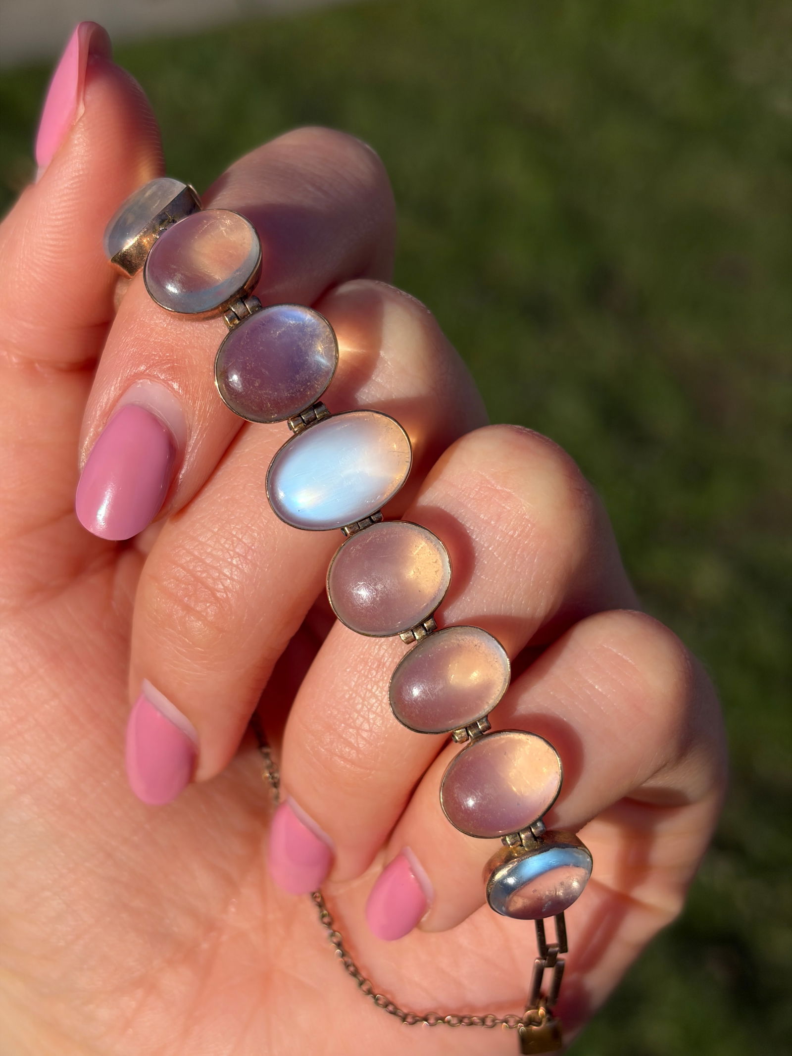 ANTIQUE GOLD CABOCHON MOONSTONE BRACELET - 4