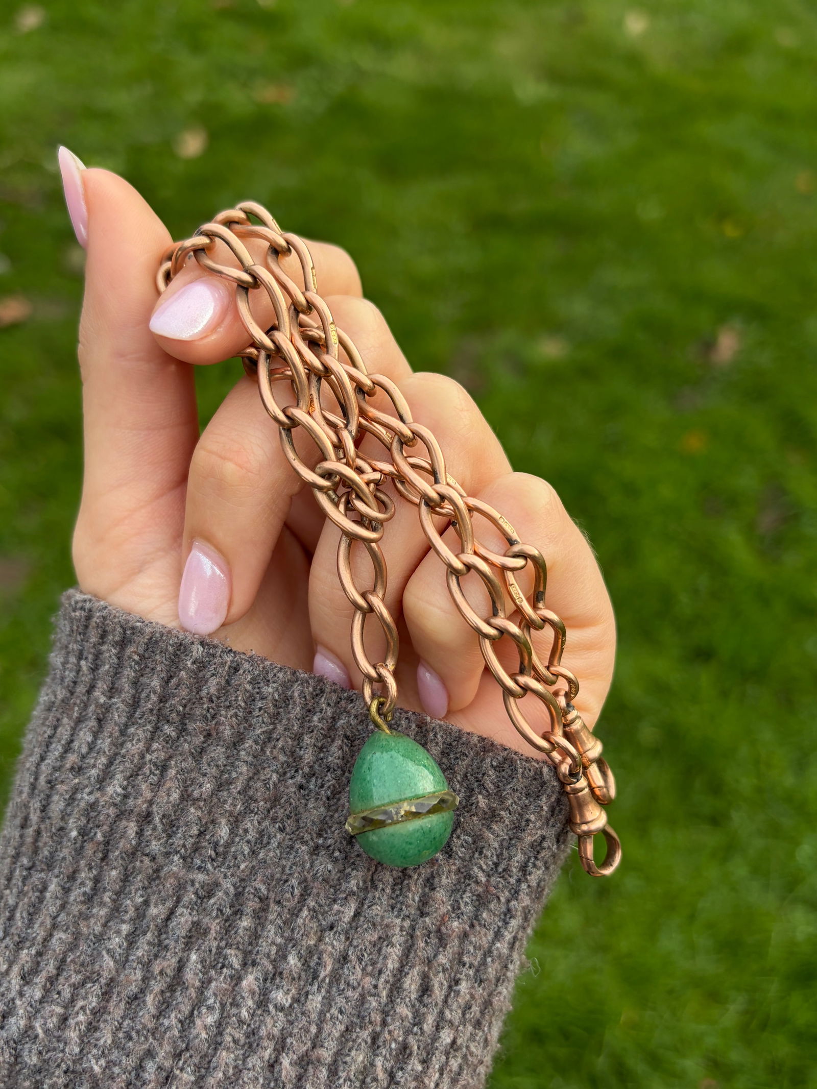 Antique heavy 9ct gold double Albert chain necklace with agate egg pendant and double dog clips - 9