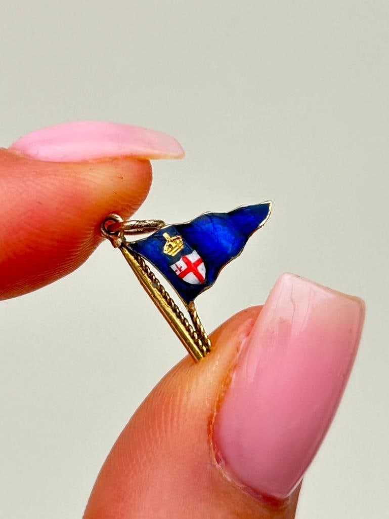 Sweet Antique Gold Blue Enamel Flag Charm / Pendant: Sweet Antique Gold Blue Enamel Flag Charm / Pendant truly charming measurements size 14mm x 12mm weight 0.67g stamped 9ct materials gold and blue enamel 