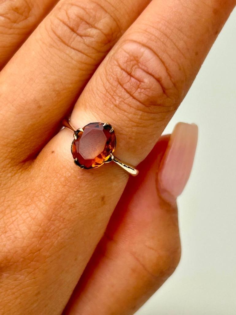 Sweet 9ct Gold Citrine Solitaire Ring - 2