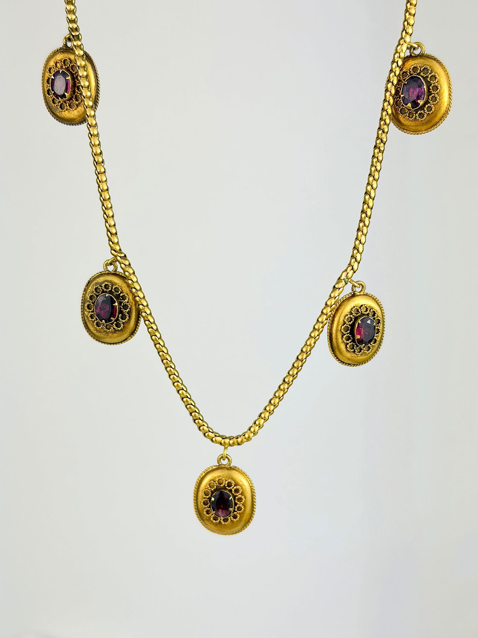 ANTIQUE ETRUSCAN REVIVAL ALMANDINE GARNET LOCKET BACK NECKLACE IN BOX - 4