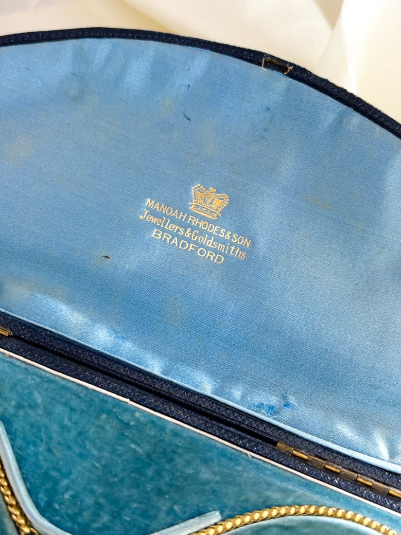 ANTIQUE ETRUSCAN REVIVAL ALMANDINE GARNET LOCKET BACK NECKLACE IN BOX - 8