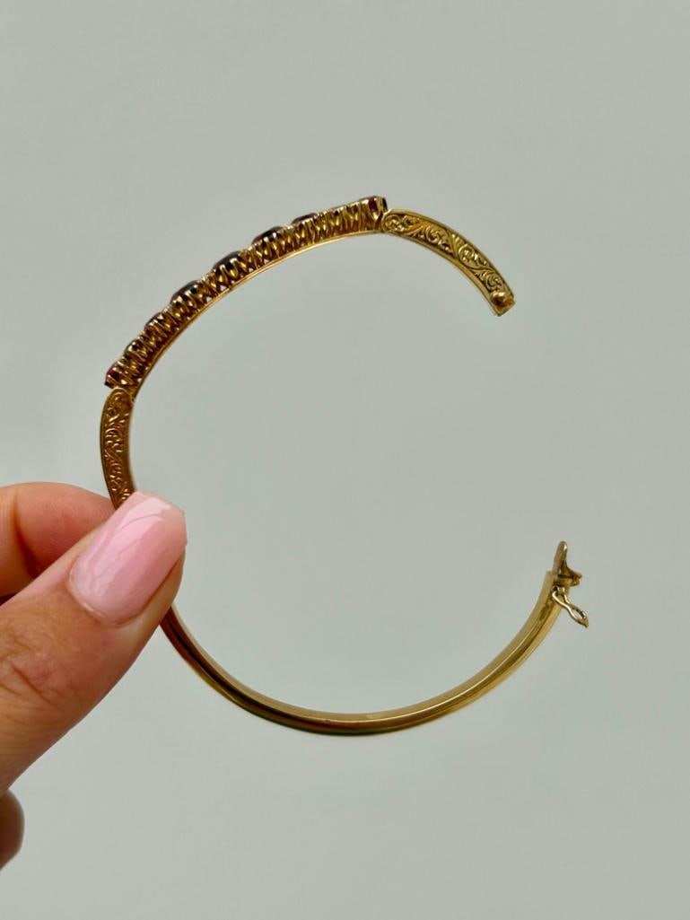 Antique Boxed 18ct Gold Tourmaline and Diamond Bangle - 7