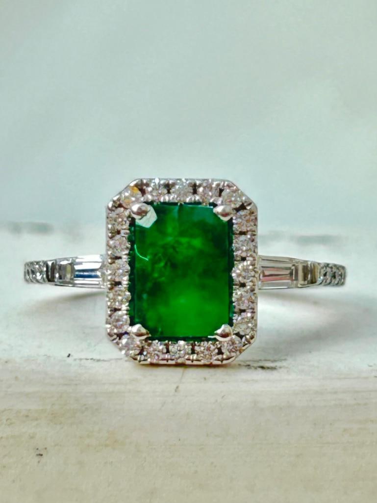 *Vintage 14K White Gold Emerald and Diamond Ring - 13