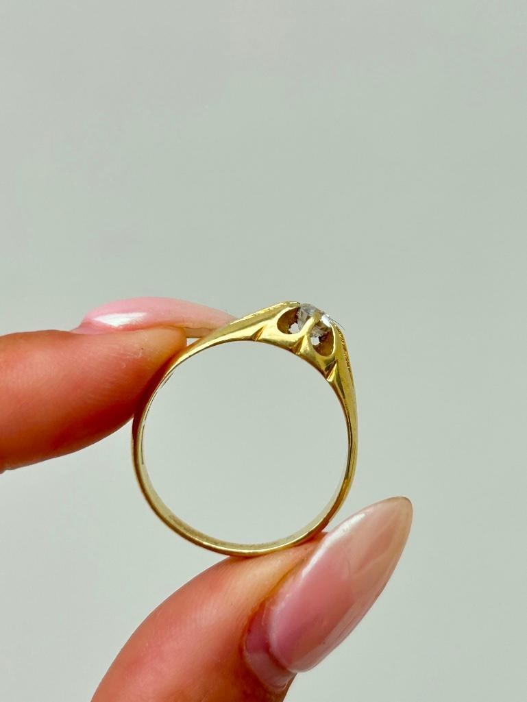 Chunky antique 18ct yellow gold 65point diamond buttercup ring - 5