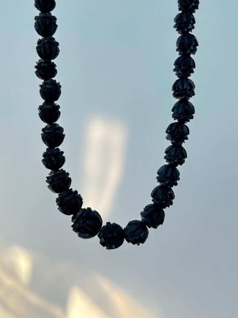 Antique Carved Jet Longguard Bead Necklace: Antique Carved Jet Longguard Bead Necklace wonderful jet necklace length 66cm dzz 