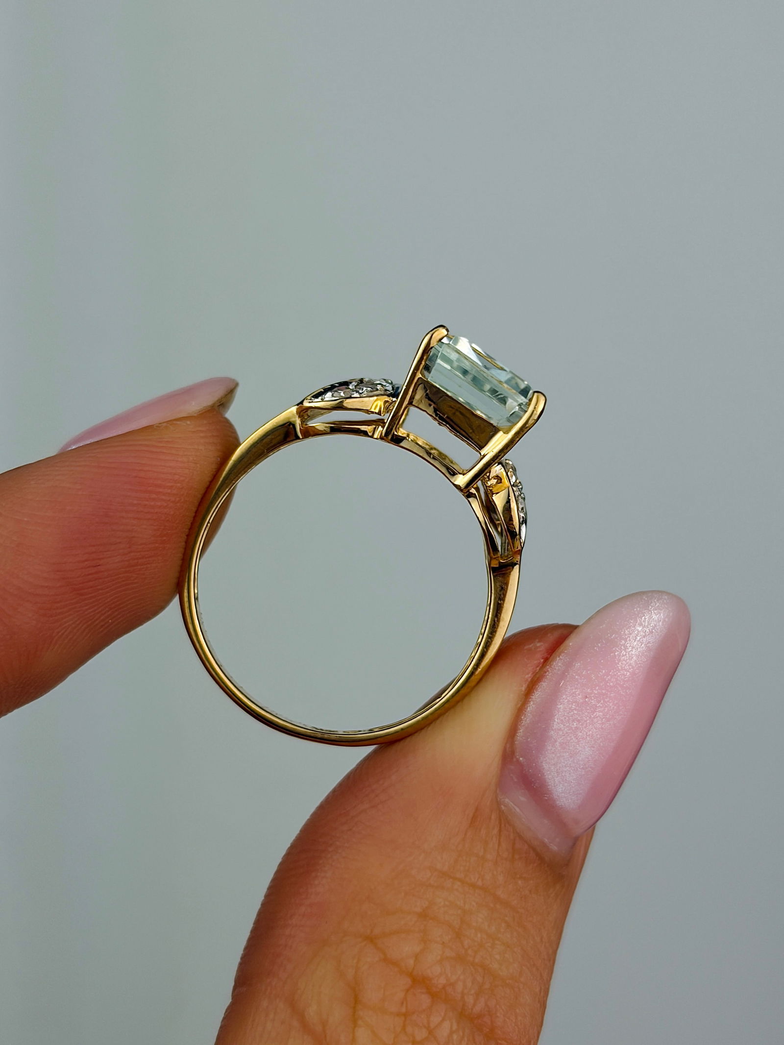 18ct yellow gold aquamarine and diamond ring - 6