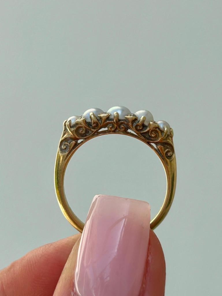 Antique 18ct Yellow Gold Pearl and Diamond 5 Stone Ring - 2