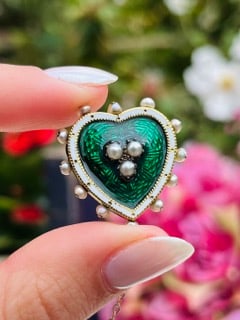 Edwardian Green and White Enamel and Pearl Heart Locket Back Brooch - 10