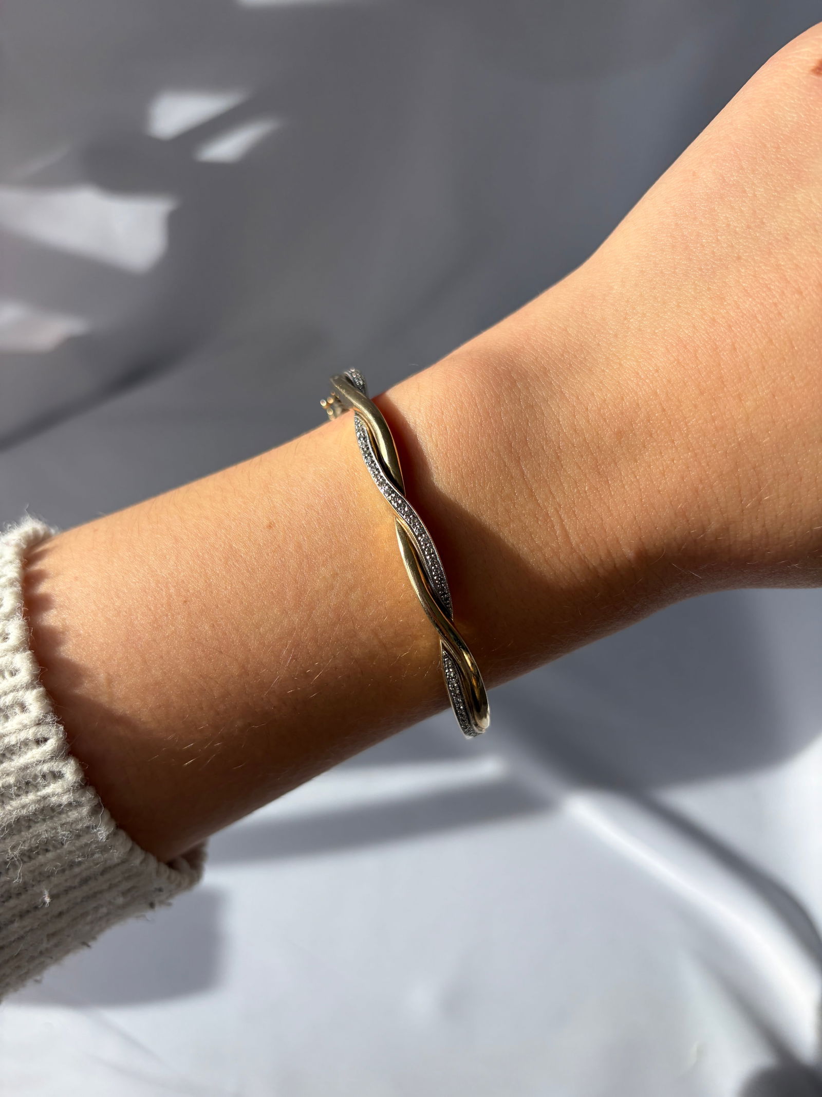 Wonderful Heavy 9ct Gold and Diamond Twisted Bangle Bracelet - 9