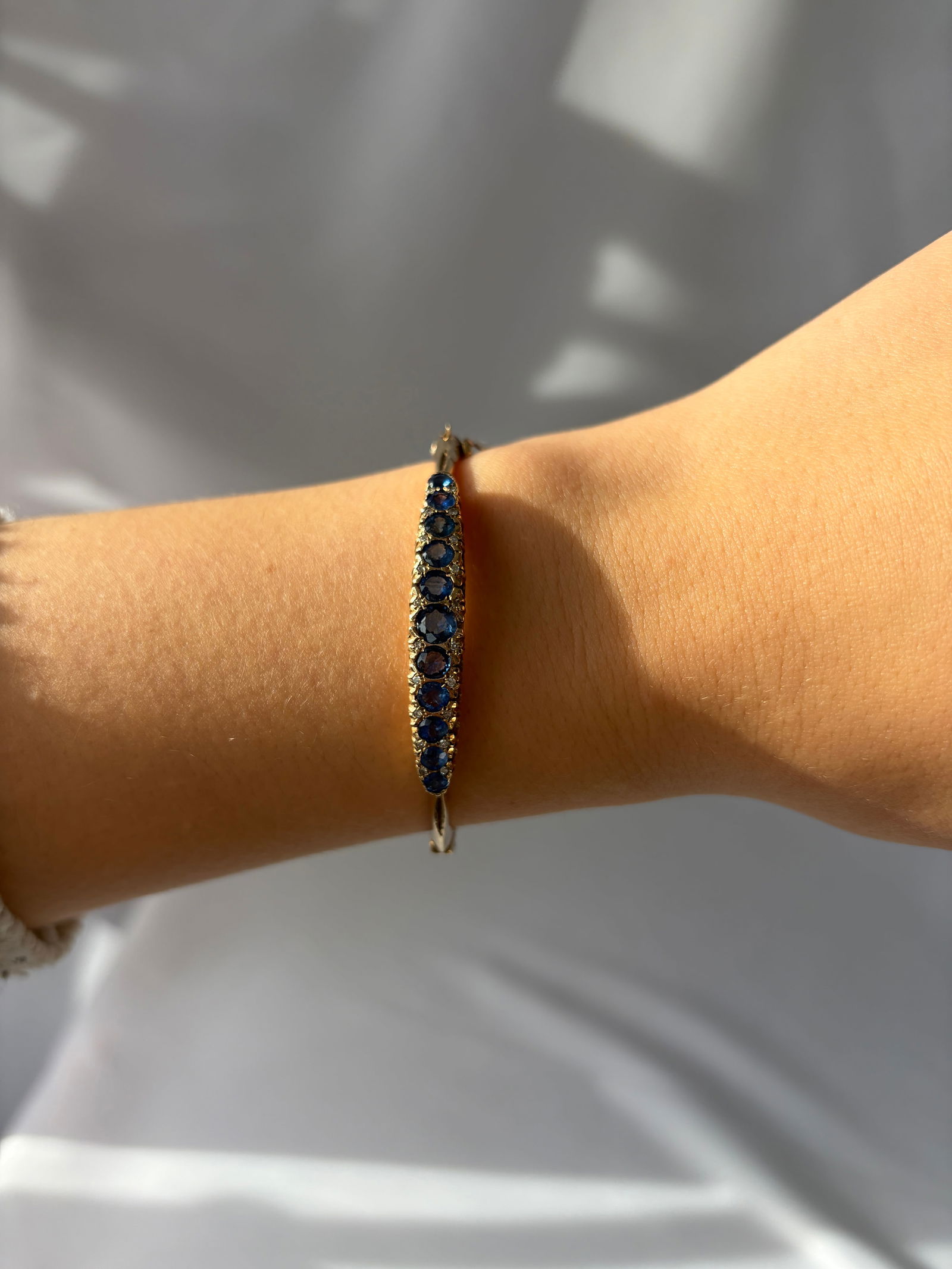Outstanding Vintage 9ct Gold Sapphire and Diamond Bangle/Bracelet - 10