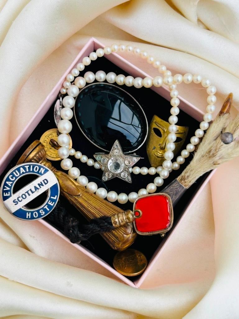 Antique and Vintage Mixed Lot Jewellery inc Silver Scottish Claw, Seal Stamp Hair Jewellery etc - 2