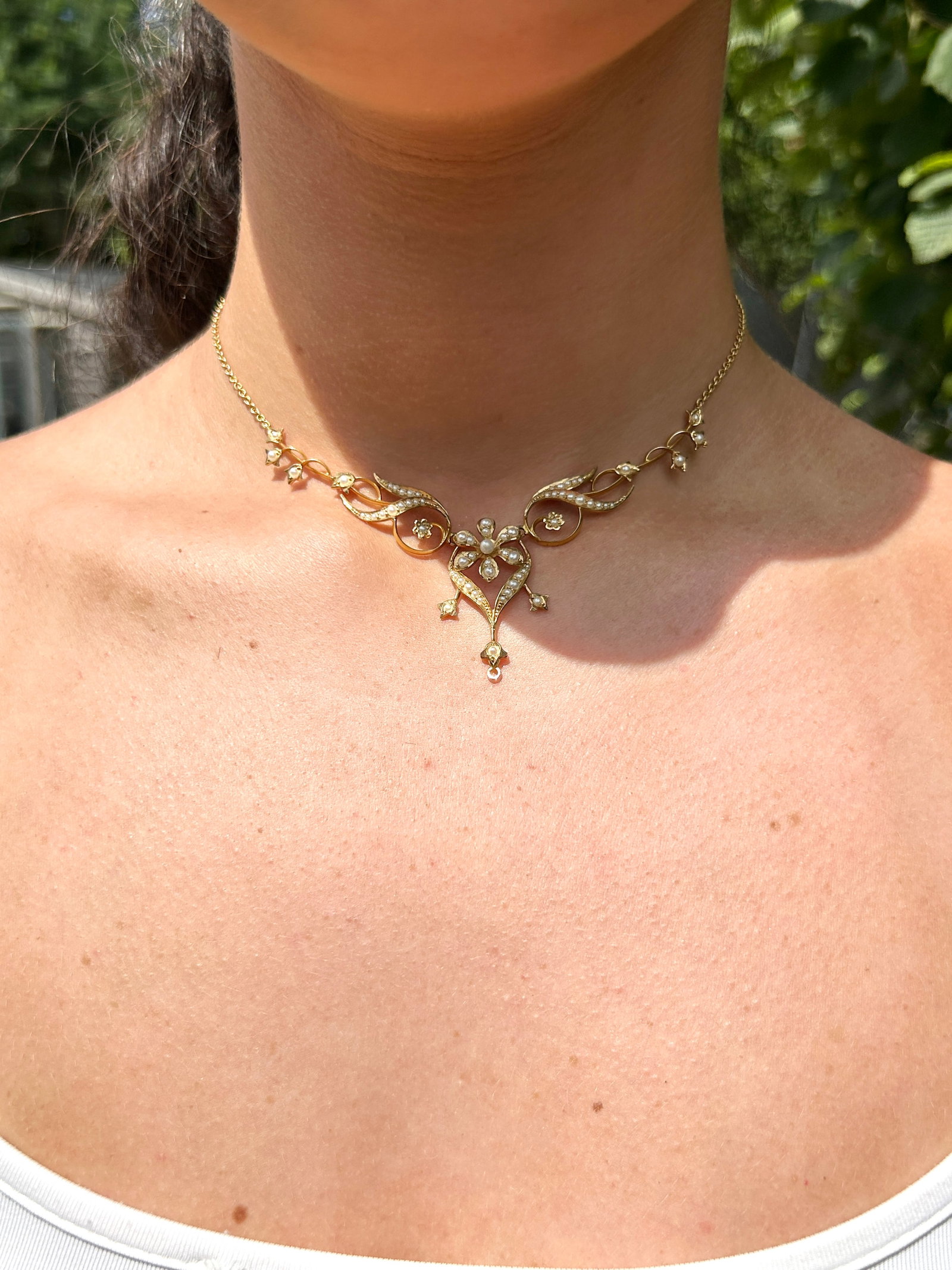 Antique boxed 15ct yellow gold pearl floral necklace - 9