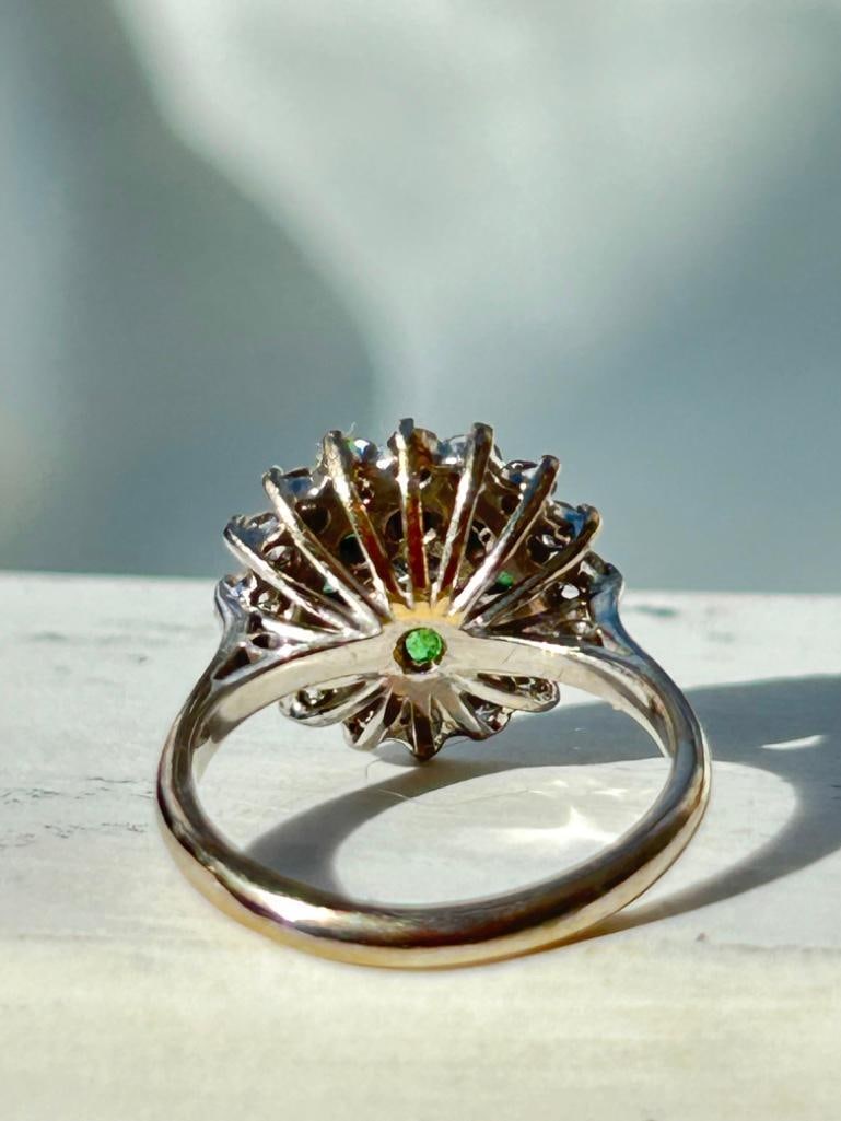 *Vintage 18 Carat White Gold Demantoid Garnet and Diamond Cluster Ring - 7